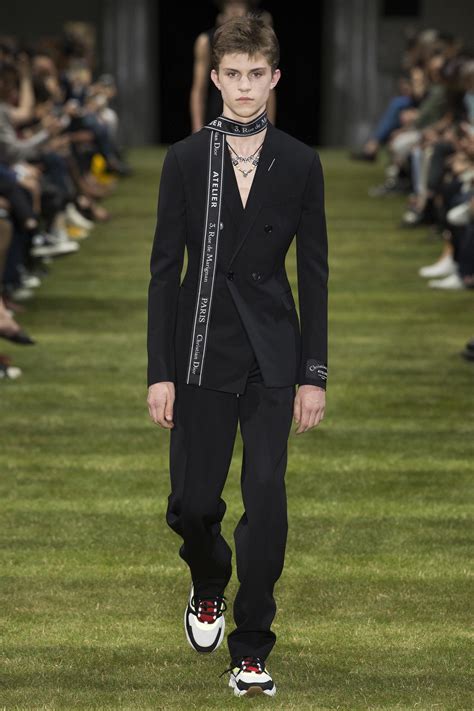 dior homme fw 2018|Dior Men Fall 2018 Menswear Collection .